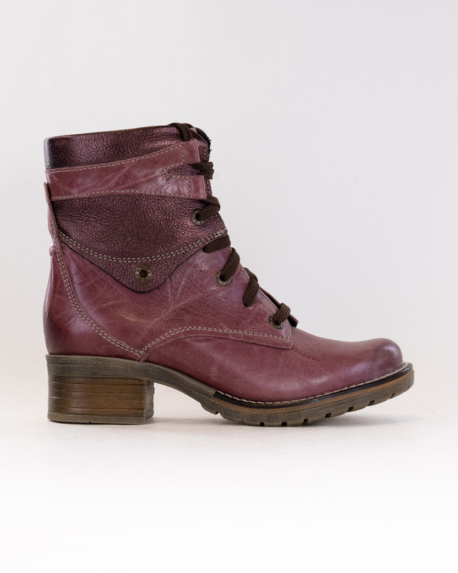 Dromedaris Kara Metallic (Women's) - Violet Metallic