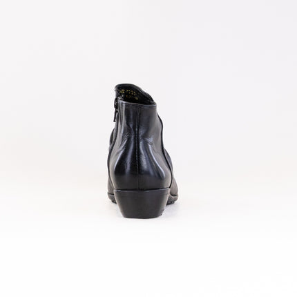 Ros Hommerson Esme (Women's) - Black
