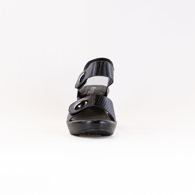 Spring Step Dade (Women's) - Black Python