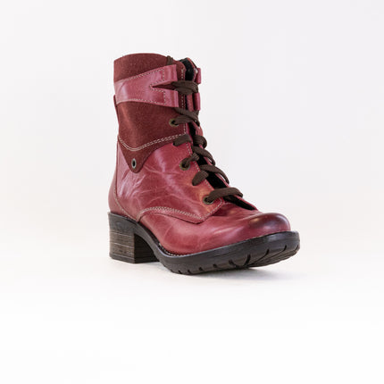 Dromedaris Kara Suede Wide (Women's) - Red