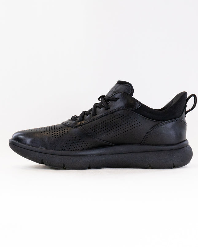 Florsheim Fleet Perf (Men's) - Black Smooth