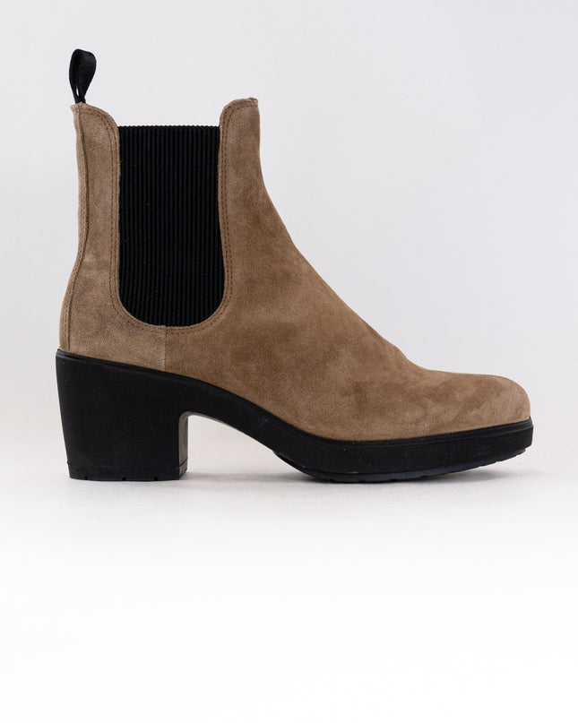 ECCO Metropole Zurich Chelsea Boot (Women's) - Camel