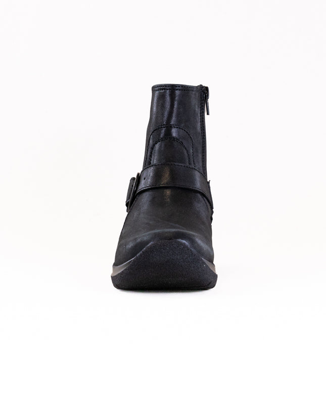 Wolky Okay (Women's) - Black Fantastic
