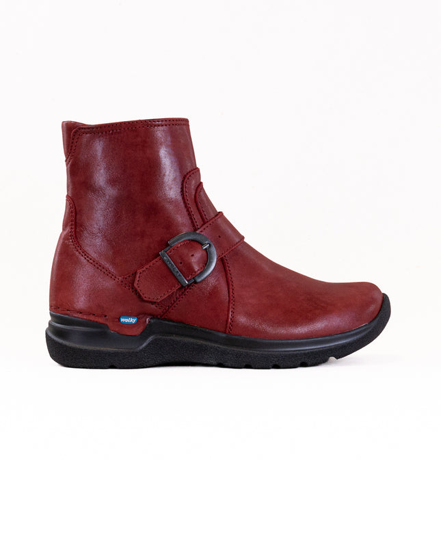Wolky Okay (Women's) - Cherry Red Fantastic