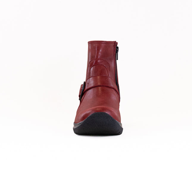 Wolky Okay (Women's) - Cherry Red Fantastic
