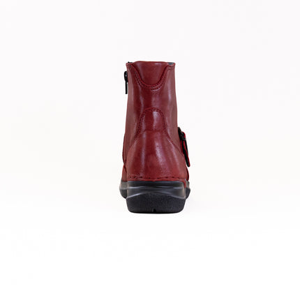 Wolky Okay (Women's) - Cherry Red Fantastic