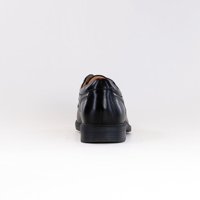 Clarks Eldredge Plain Toe Oxford (Men's) - Black Leather