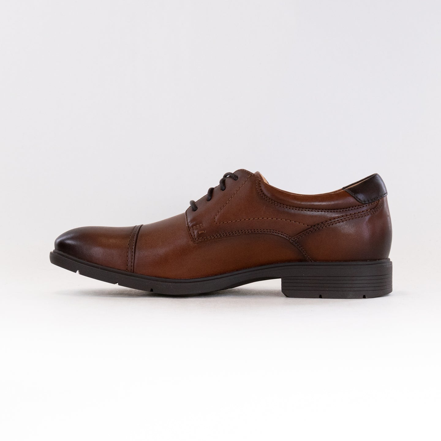 Clarks tilden cap toe oxford on sale