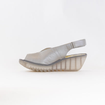 Fly London YEAY387FLY (Women's) - Silver Metallic