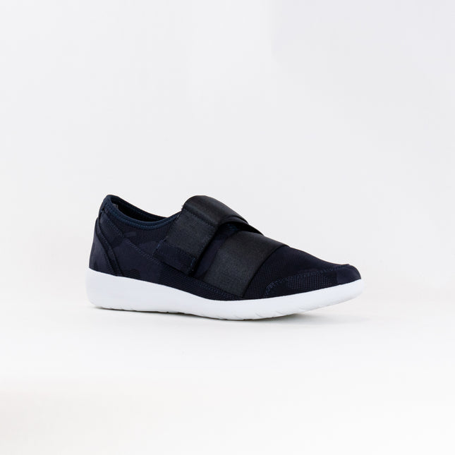 Ziera Urban (Women's) - Navy Camo