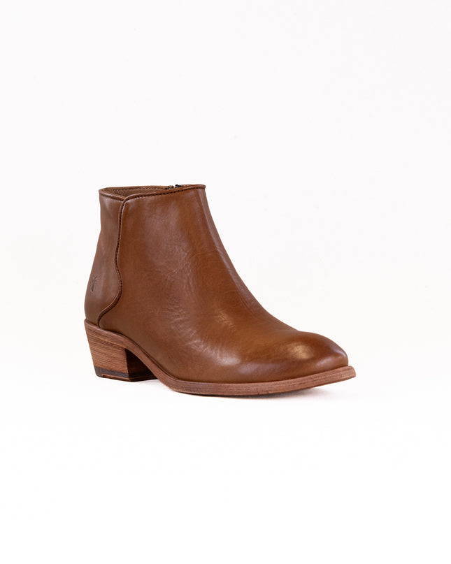 FRYE Carson Piping Bootie (Women's) - Caramel