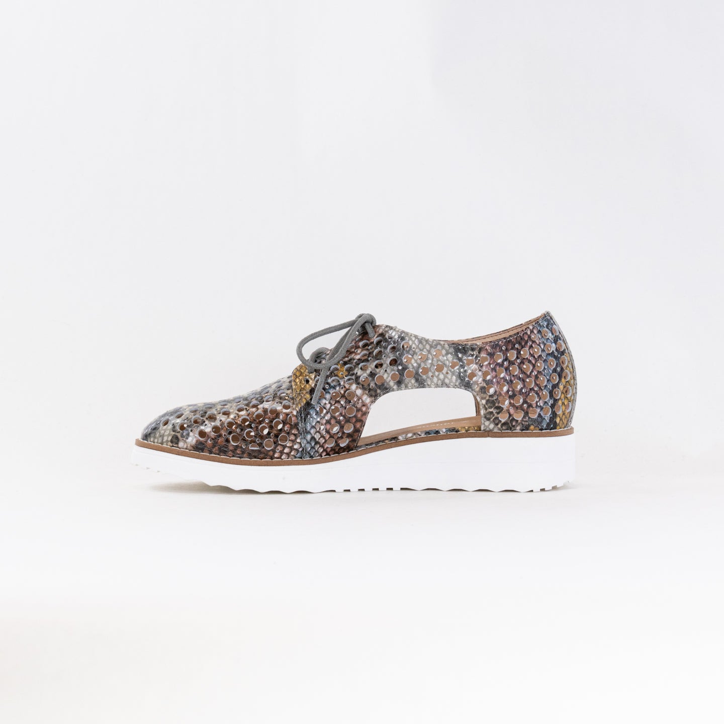 Django And Juliette Onstage (Women's) - Pink Multi-White Sole Python