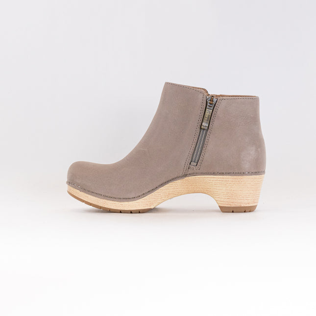 Dansko Lizanne (Women's) - Taupe