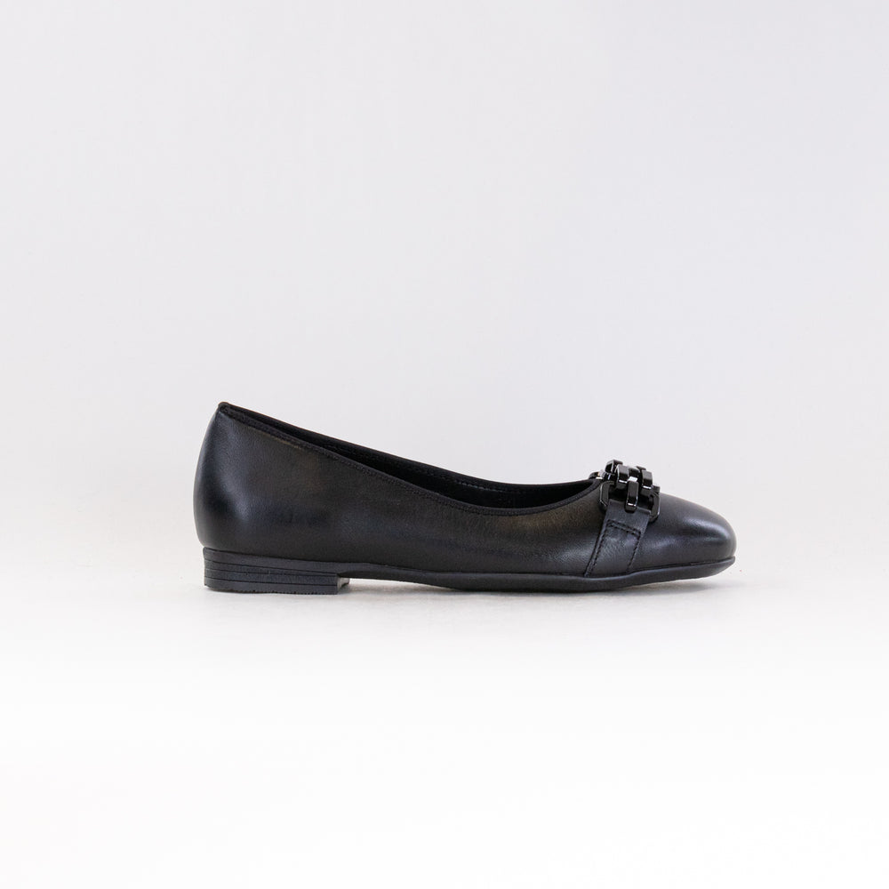 Ara Scout Chain Ballet Flat (Women's) - Black Leather