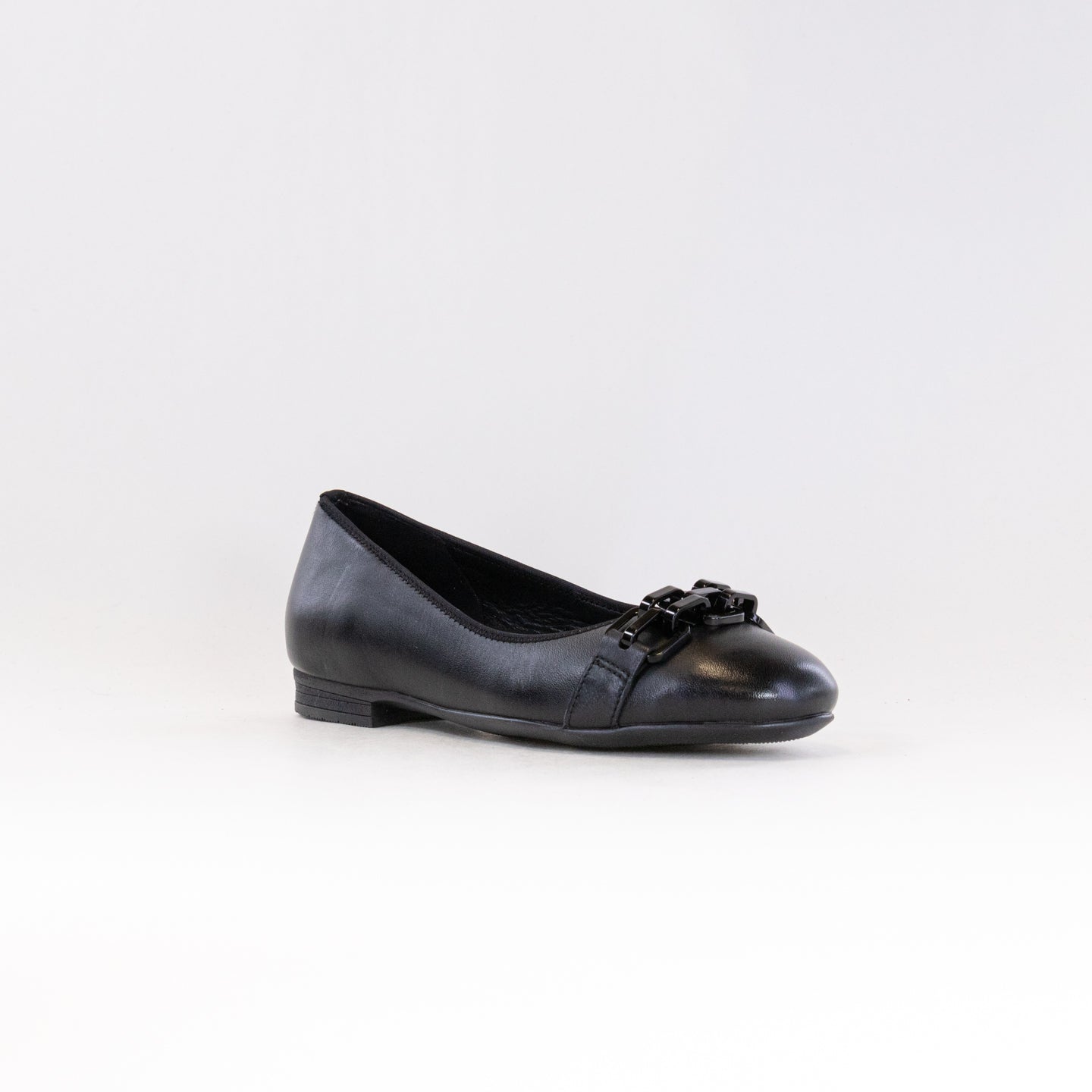 Ara Scout Chain Ballet Flat (Women's) - Black Leather