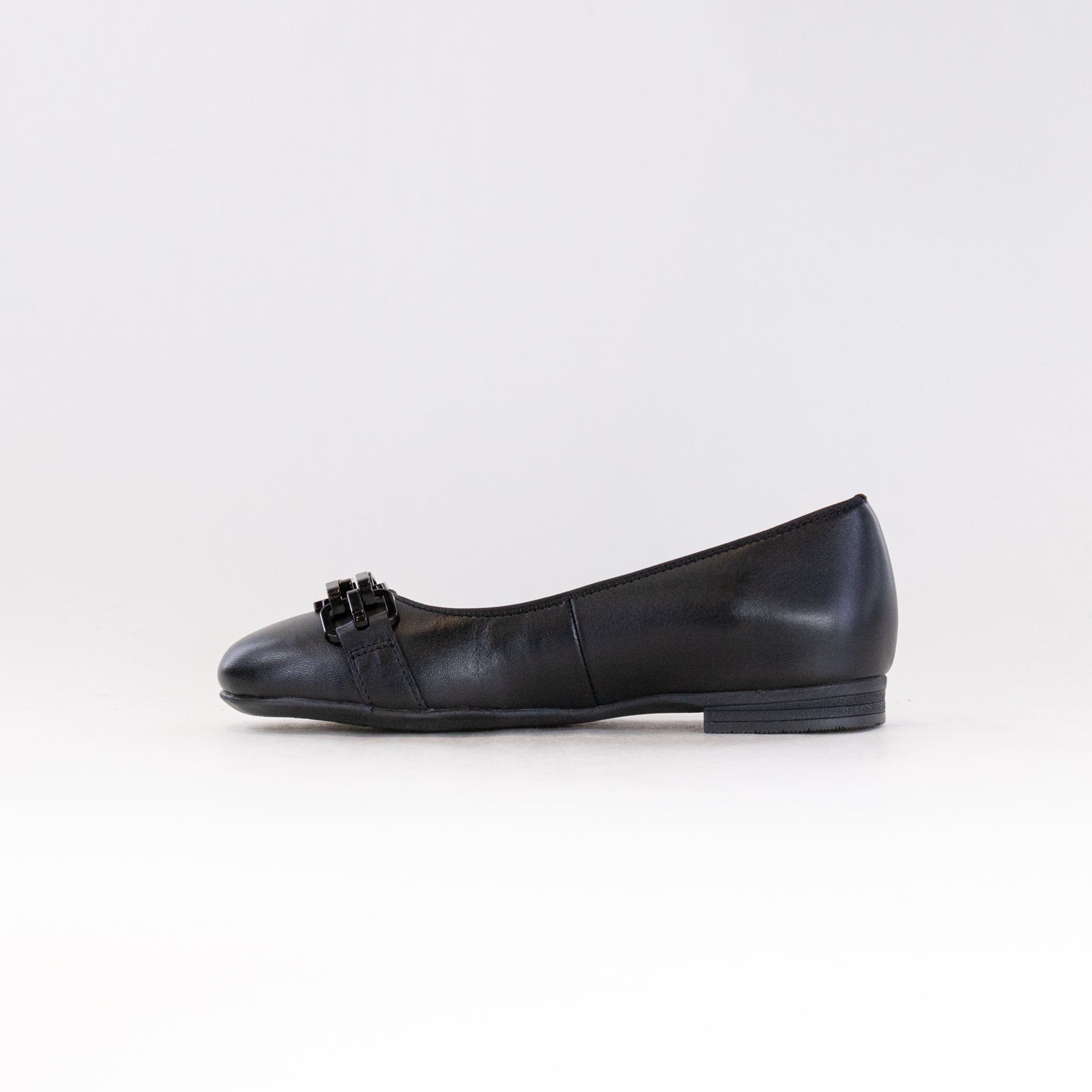 Ara Scout Chain Ballet Flat (Women's) - Black Leather