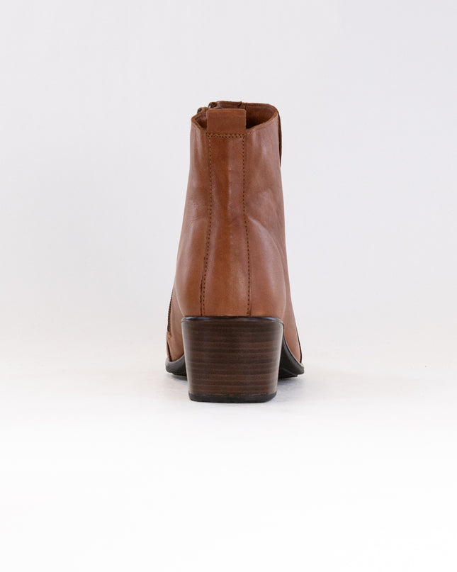 Naot Ethic (Women's) - Brown Peanut Leather