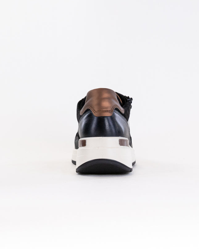 Ara Garda (Women's) - Black