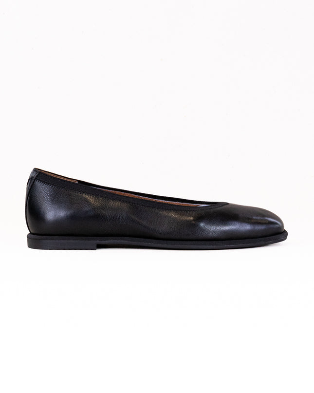 Vionic Caroll 2.0 Ballet Flat (Women's) - Black Leather