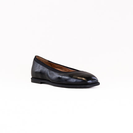 Vionic Caroll 2.0 Ballet Flat (Women's) - Black Leather