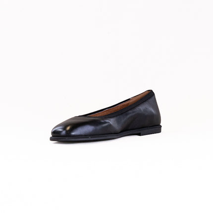 Vionic Caroll 2.0 Ballet Flat (Women's) - Black Leather