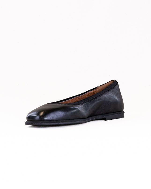 Vionic Caroll 2.0 Ballet Flat (Women's) - Black Leather