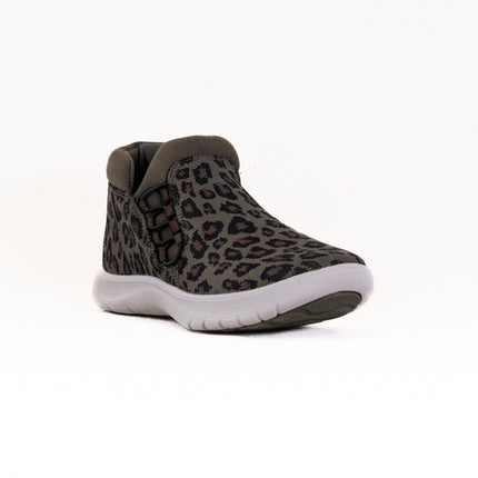 Clarks Adella Pine (Women's) - Dark Olive