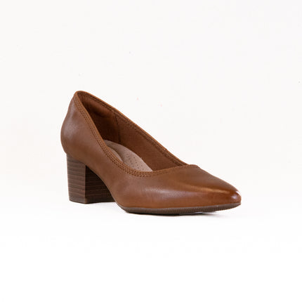 Clarks Ellanie Hope (Women's) - Tan Leather
