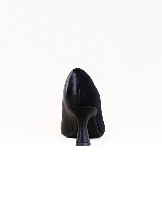 Clarks Kataleyna Rose (Women's) - Black Leather
