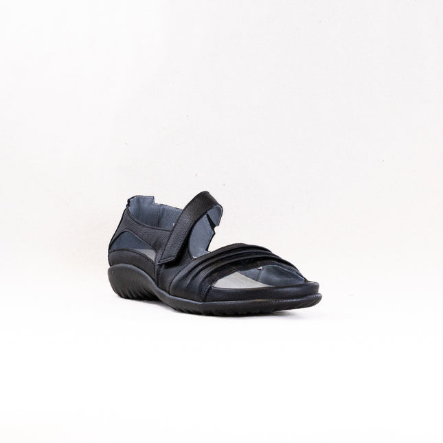 Naot Papaki (Women's) - Black Soft Leather
