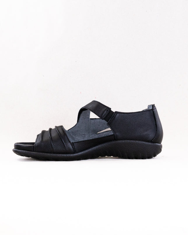 Naot Papaki (Women's) - Black Soft Leather