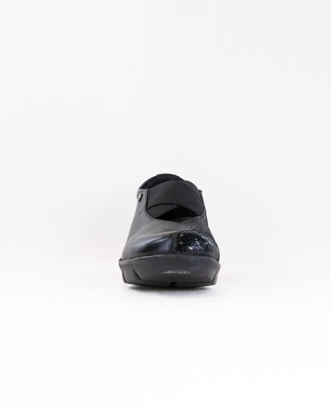 Wolky Cursa (Women's) - Black Leather