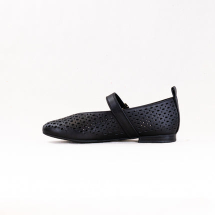 Clarks Fawna Jane (Women's) - Black Leather