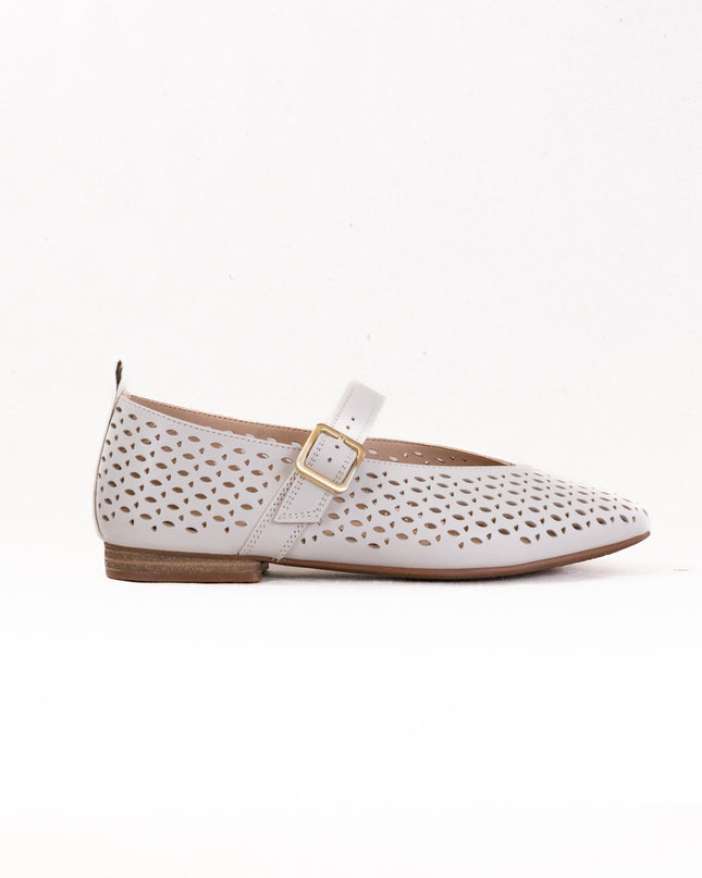 Clarks Fawna Jane (Women's) - Cream Leather