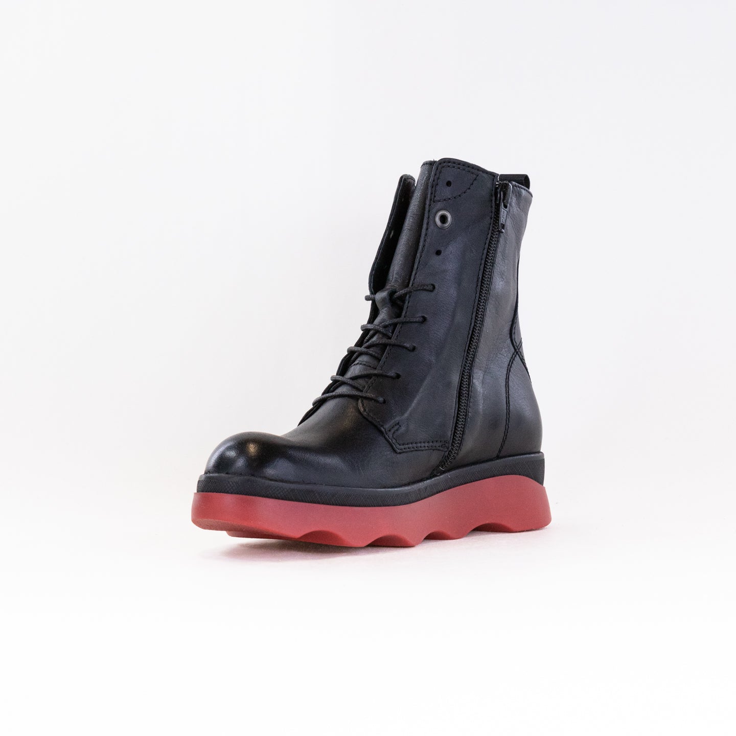 Wolky Akita WR (Women's) - Black/Red Savana Leather