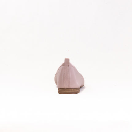Clarks Fawna Soft (Women's) - Light Pink Leather