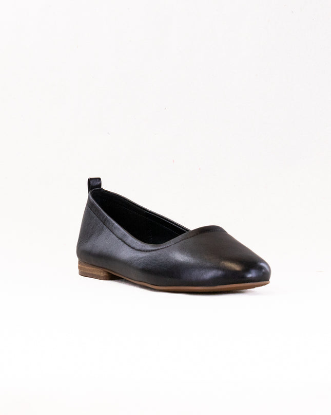 Clarks Fawna Soft (Women's) - Black Leather