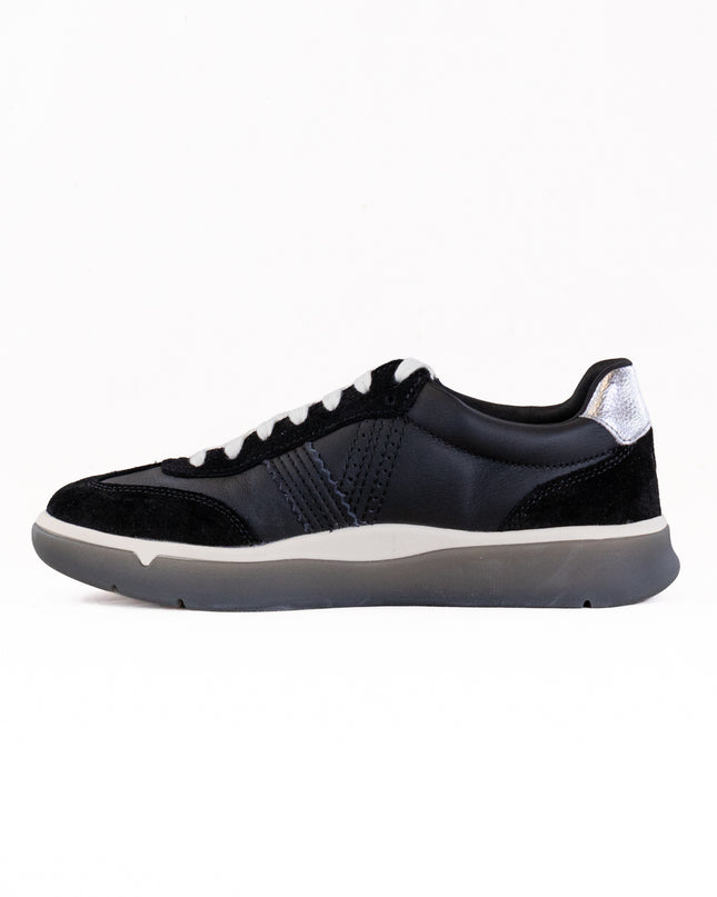 Vionic City Walk (Women's) - Black Leather