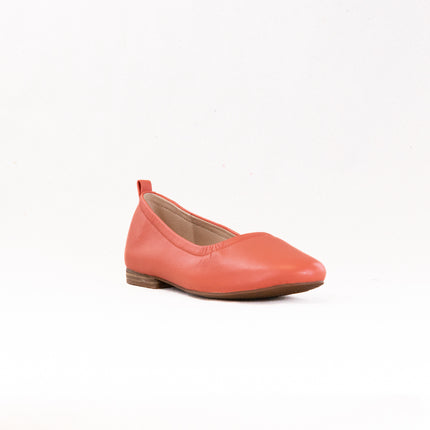 Clarks Fawna Soft (Women's) - Coral Leather