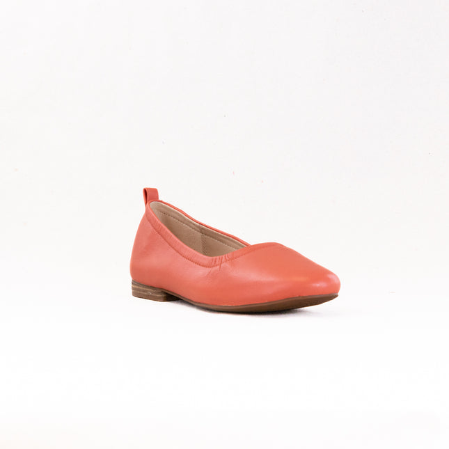 Clarks Fawna Soft (Women's) - Coral Leather