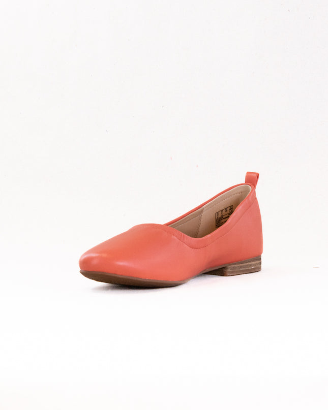 Clarks Fawna Soft (Women's) - Coral Leather