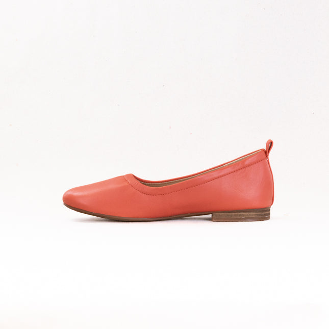 Clarks Fawna Soft (Women's) - Coral Leather