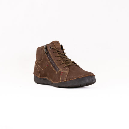 Josef Seibel Fergey 67 (Women's) - Chestnut