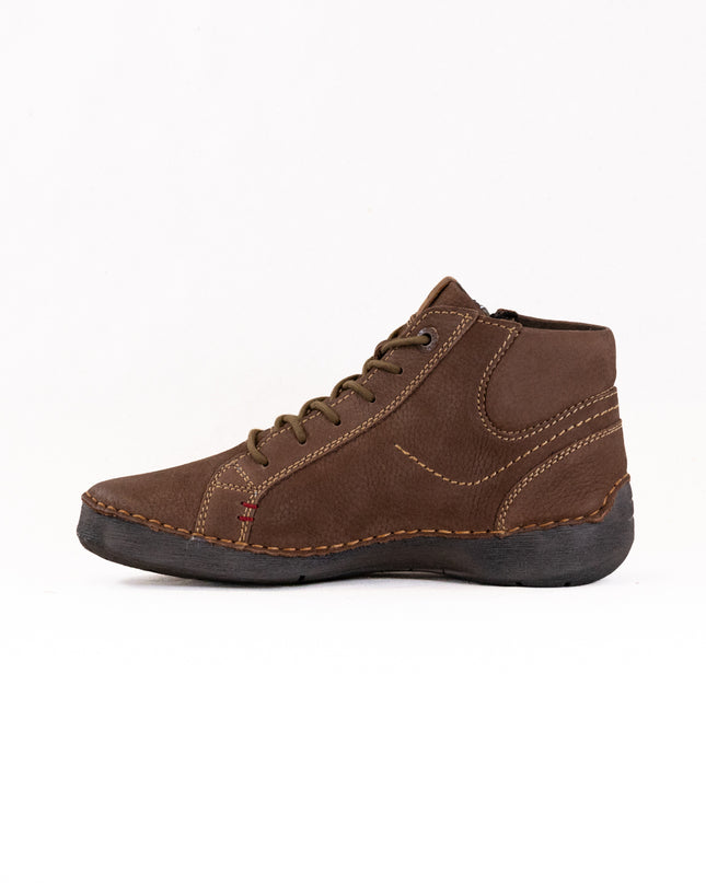 Josef Seibel Fergey 67 (Women's) - Chestnut