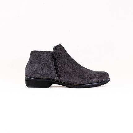 Naot Helm (Women's) - Black Embossed Suede