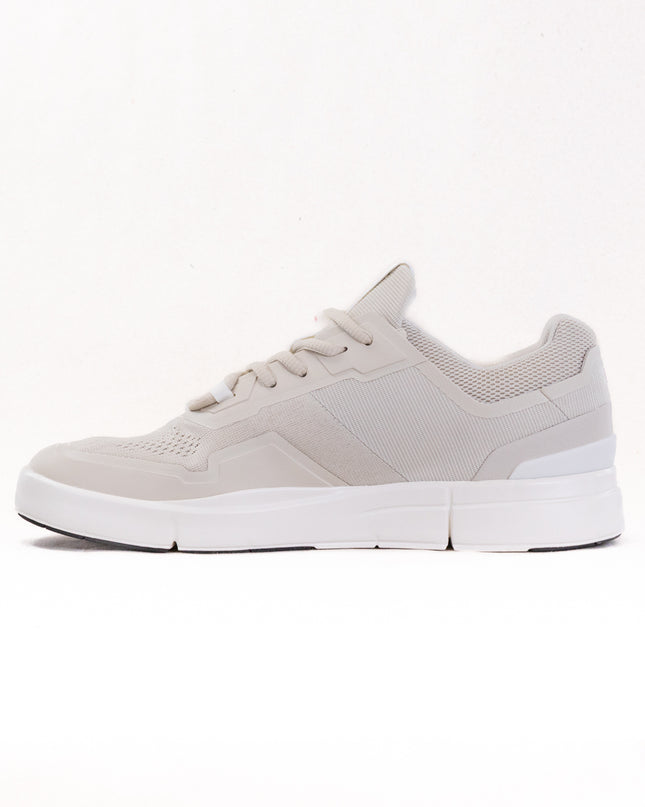 On The Roger Spin 2 (Women's) - Sand/Ivory