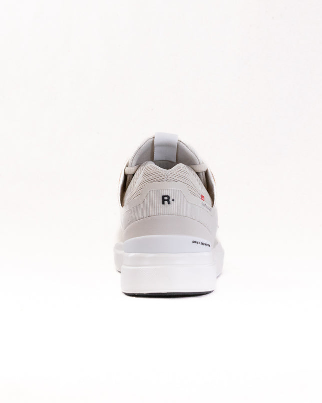 On The Roger Spin 2 (Women's) - Sand/Ivory