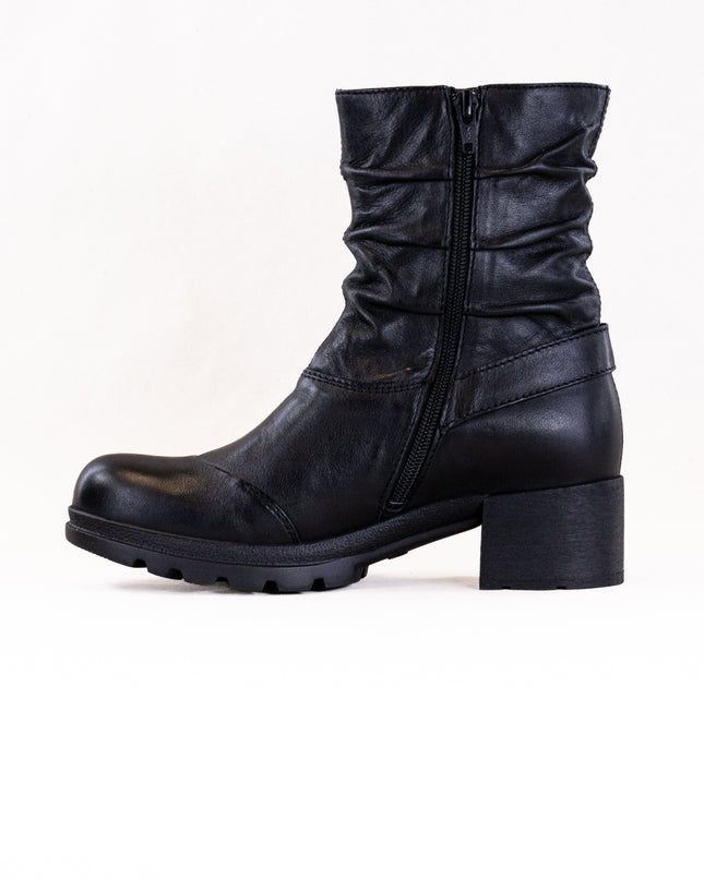 Wolky Troy WR (Women's) - Black Velvet Leather