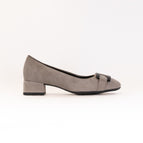3.5 (US 6) / G (Medium) / MOON SUEDE