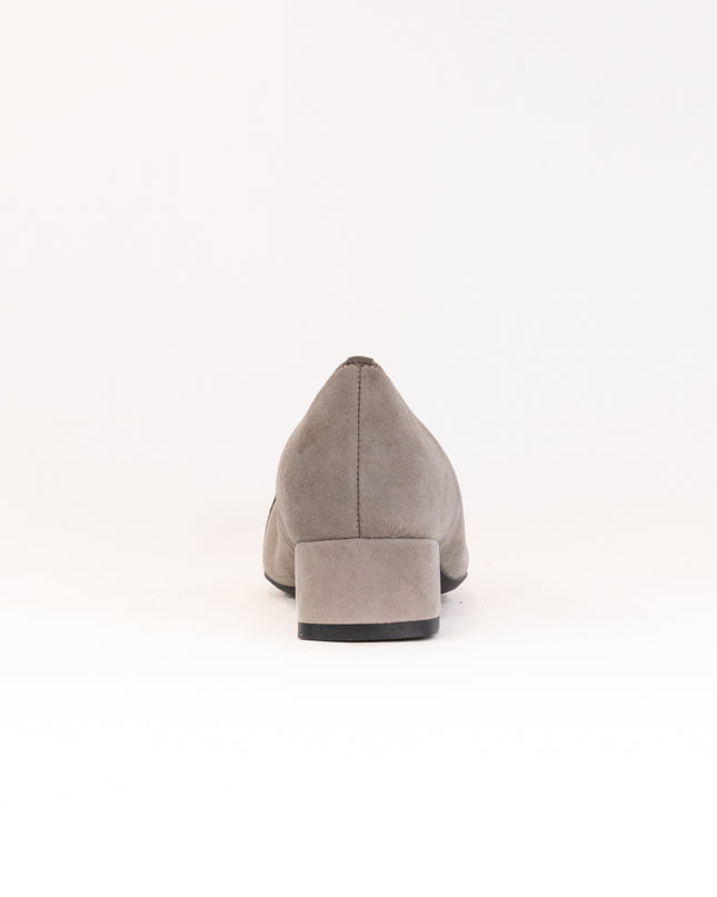 Ara Gentian Pump (Women's) - Moon